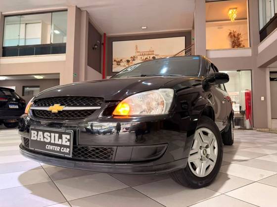 CHEVROLET CLASSIC 1.0 MPFI LS 8V FLEX 4P MANUAL CHEVROLET CLASSIC 1.0 MPFI LS 8V FLEX 4P MANUAL